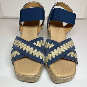 NWOT - Jutelia Women’s Suede Crossband Wedge Sandals /Blue /Sz 8 /Made in Spain
